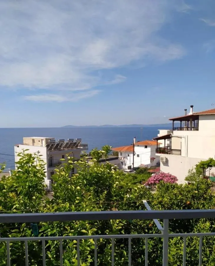 Pension Nefeli Neos Marmaras